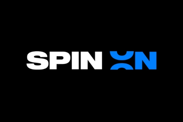 Aurora Storm slot by SpinOn